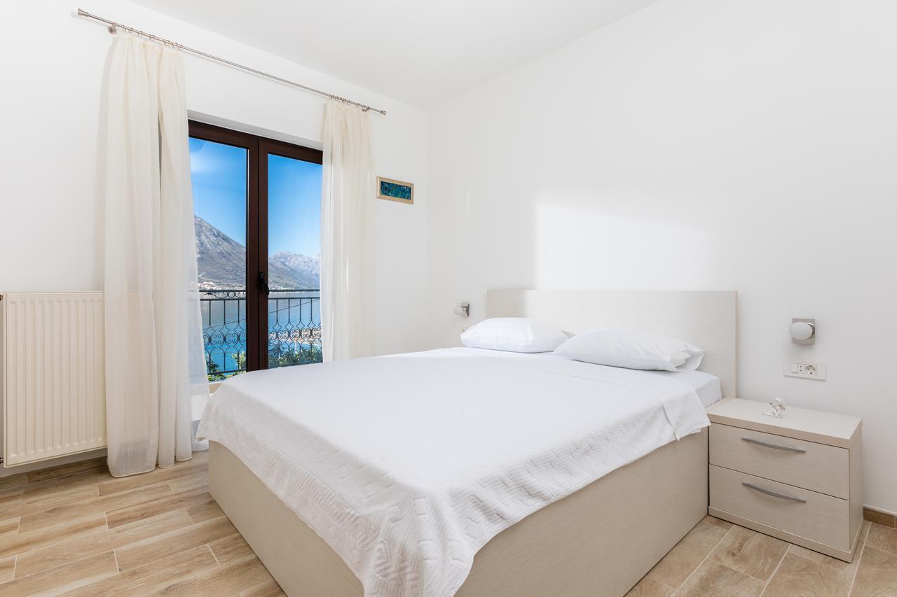 Apartments Miramar Kotor Exterior photo